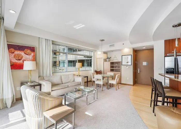 Miami Luxury Executive Apartment