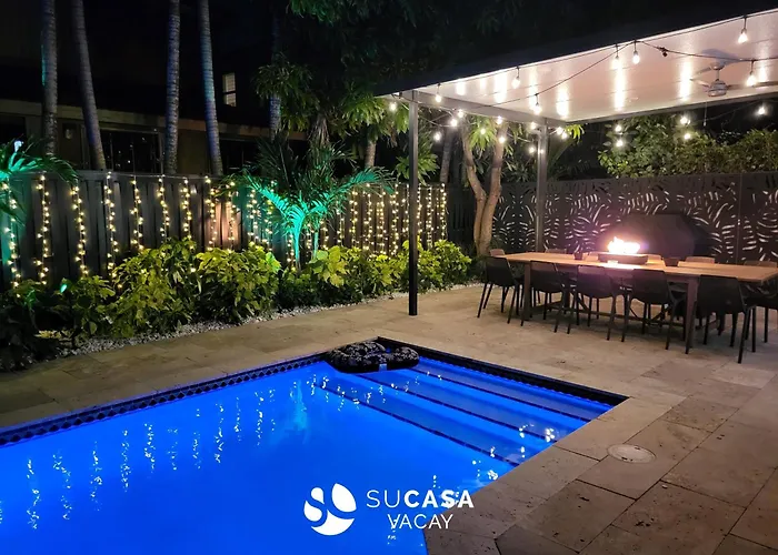 Luxe Pool, Bbq & Fire Pit - 5 Min To Dolphinmall