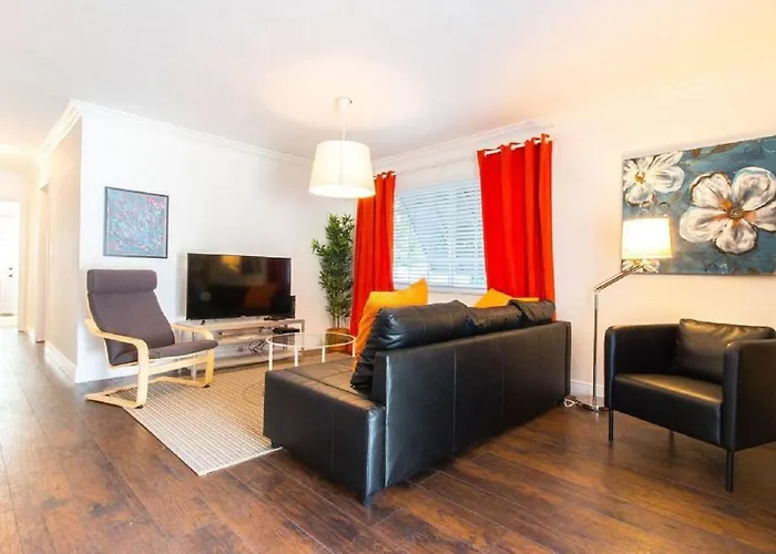 4Bed2Bath Design District Home With Huge Patio Bbq