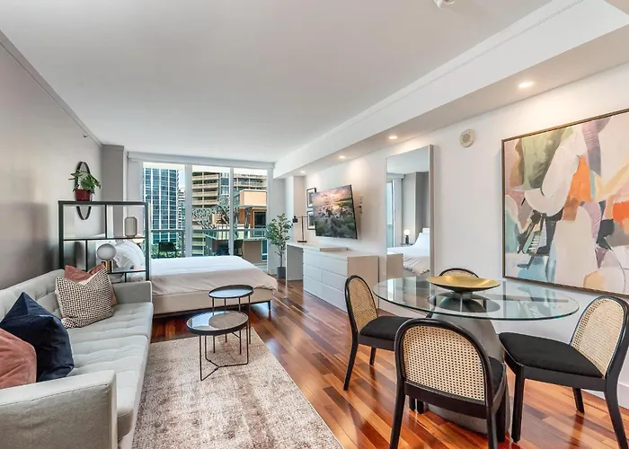 Renovated Coconut Grove Studio Includes Parking