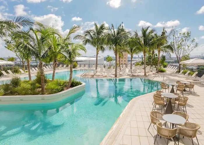 Magic Miami Amazing Balcony Ocean & City, View Pool,Spa Resort,Heart Of Downtown,Wow!