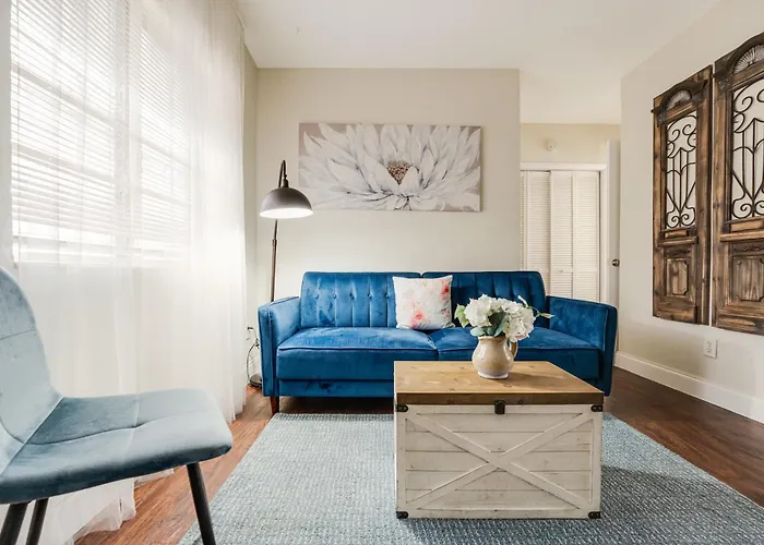 Stylish 1Br Oasis Near Downtown Miami