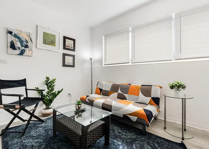 Stylish 1Br Retreat Near Miami Hotspots