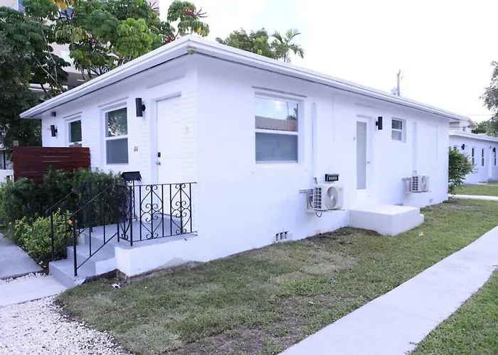 Douglas Rd Apartments