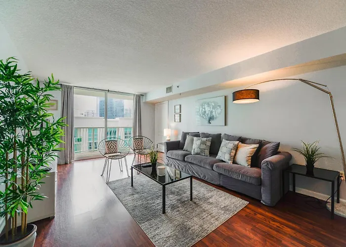 Free Parking! Condo With A Perfect Location In Brickell