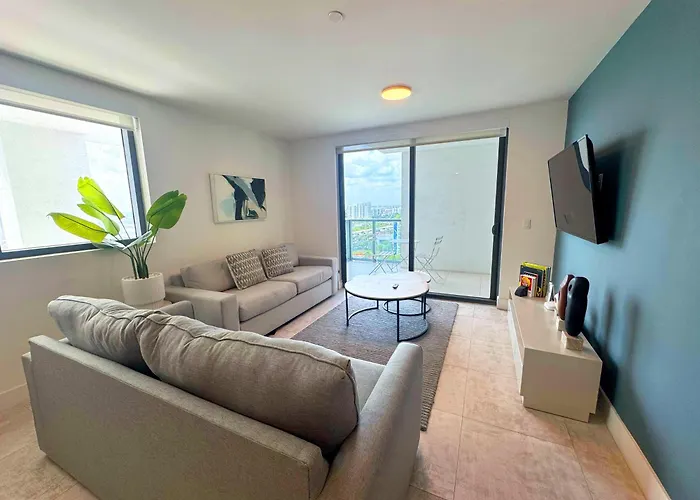 Prime Location: Luxury Condo At Brickell