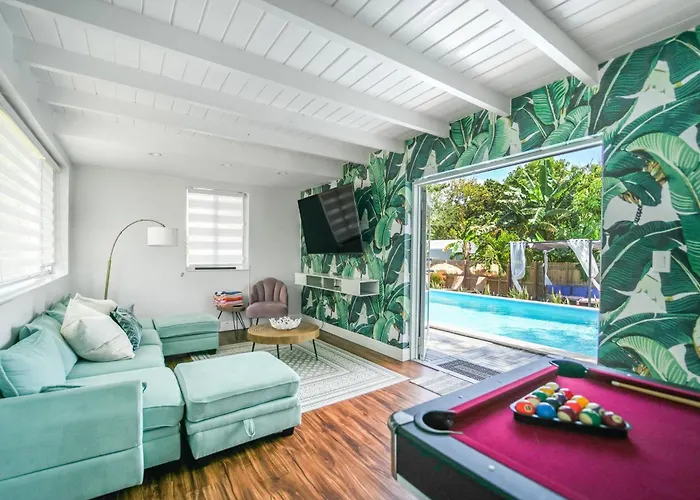 La Playita 4-Br Heated Pool Miami 16 Guests