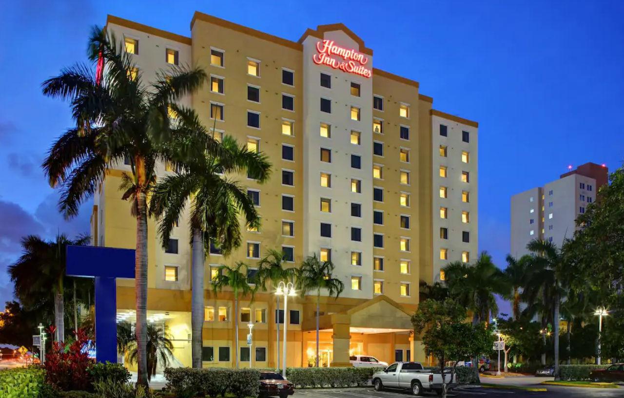 Hampton & Airport South/blue Lagoon Miami