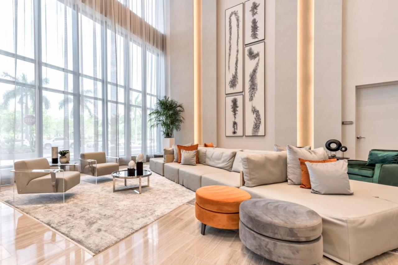 Luxury In Downtown Doral Apartamento *