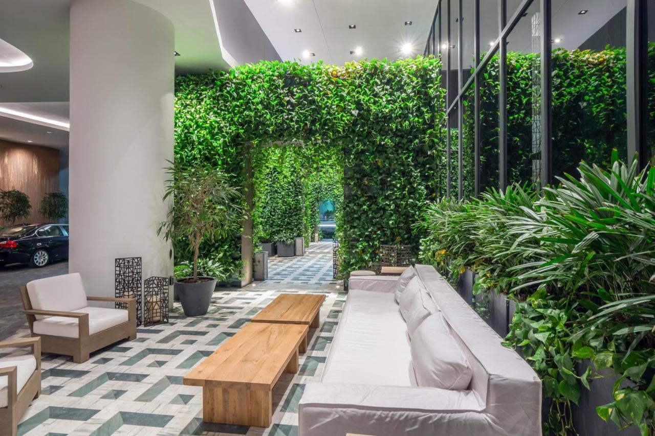 212 Located At Sls Lux Brickell, Managed And Operated By And The Beaches 4* Miami
