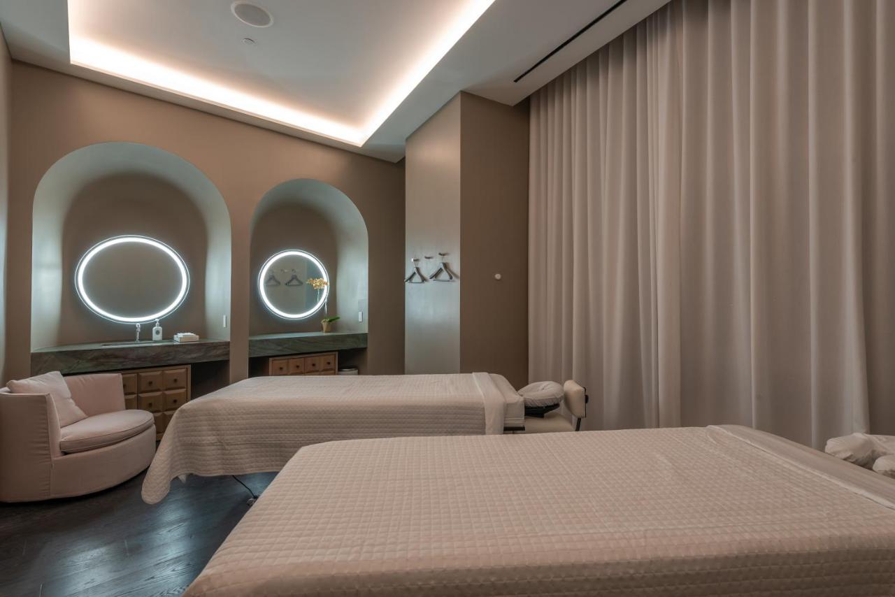Aparthotel 212 Located At Sls Lux Brickell, Managed And Operated By And The Beaches Miami
