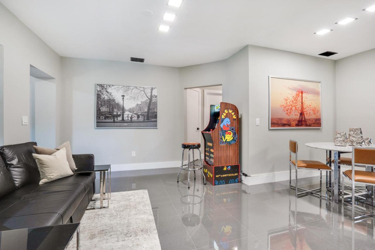 Luxury Chill Close To: South Beach/airport/wynwood/design District/4 Free Gated Parking