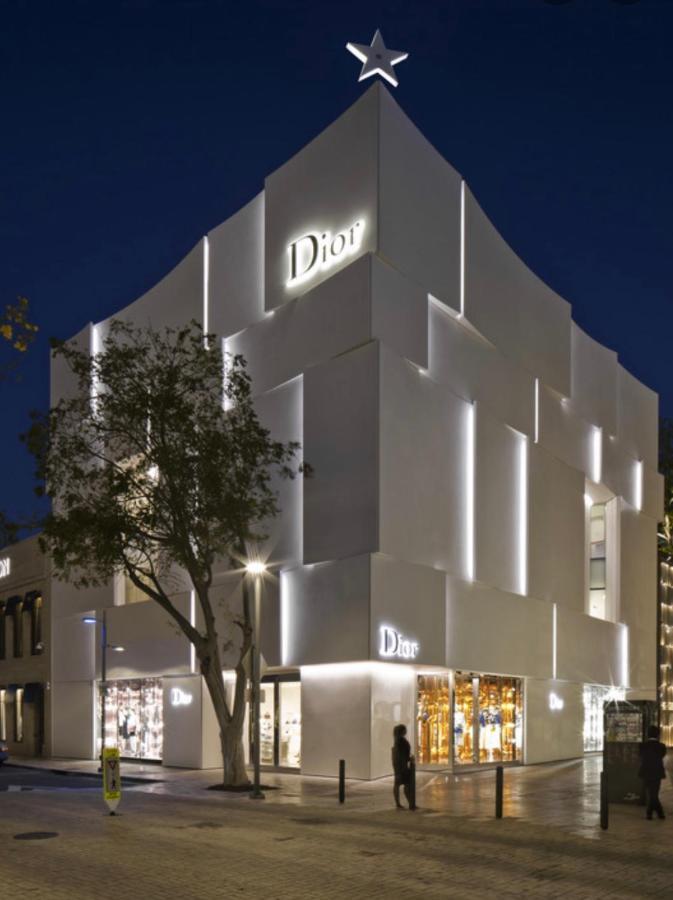 Luxury Chill Close To: South Beach/airport/wynwood/design District/4 Free Gated Parking Holiday home Miami