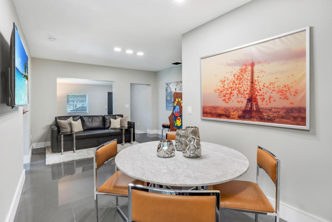 Holiday home Luxury Chill Close To: South Beach/airport/wynwood/design District/4 Free Gated Parking