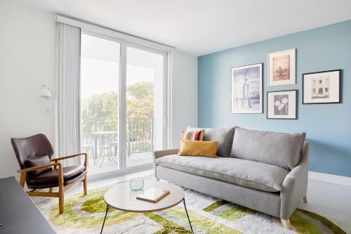 Sonder — Grove 27 4*
