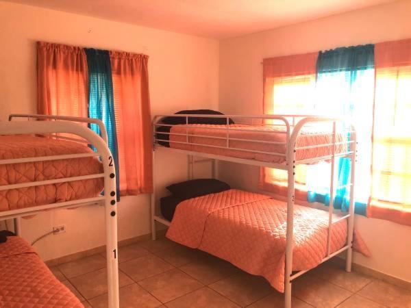 Hostel Casa Rosa Women's