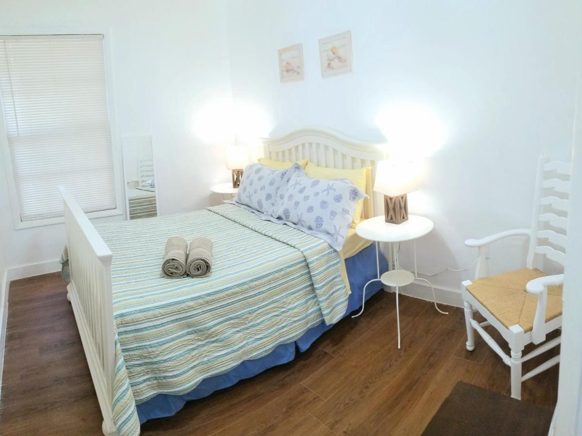 Guest house La Azul - A Beachy In