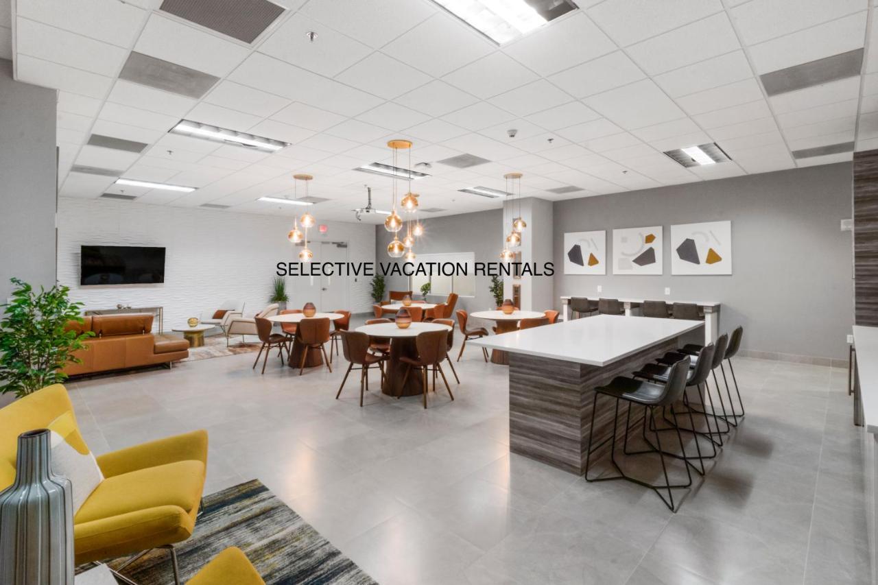Downtown Brickell Spacious 4 Bedrooms 6 Beds *