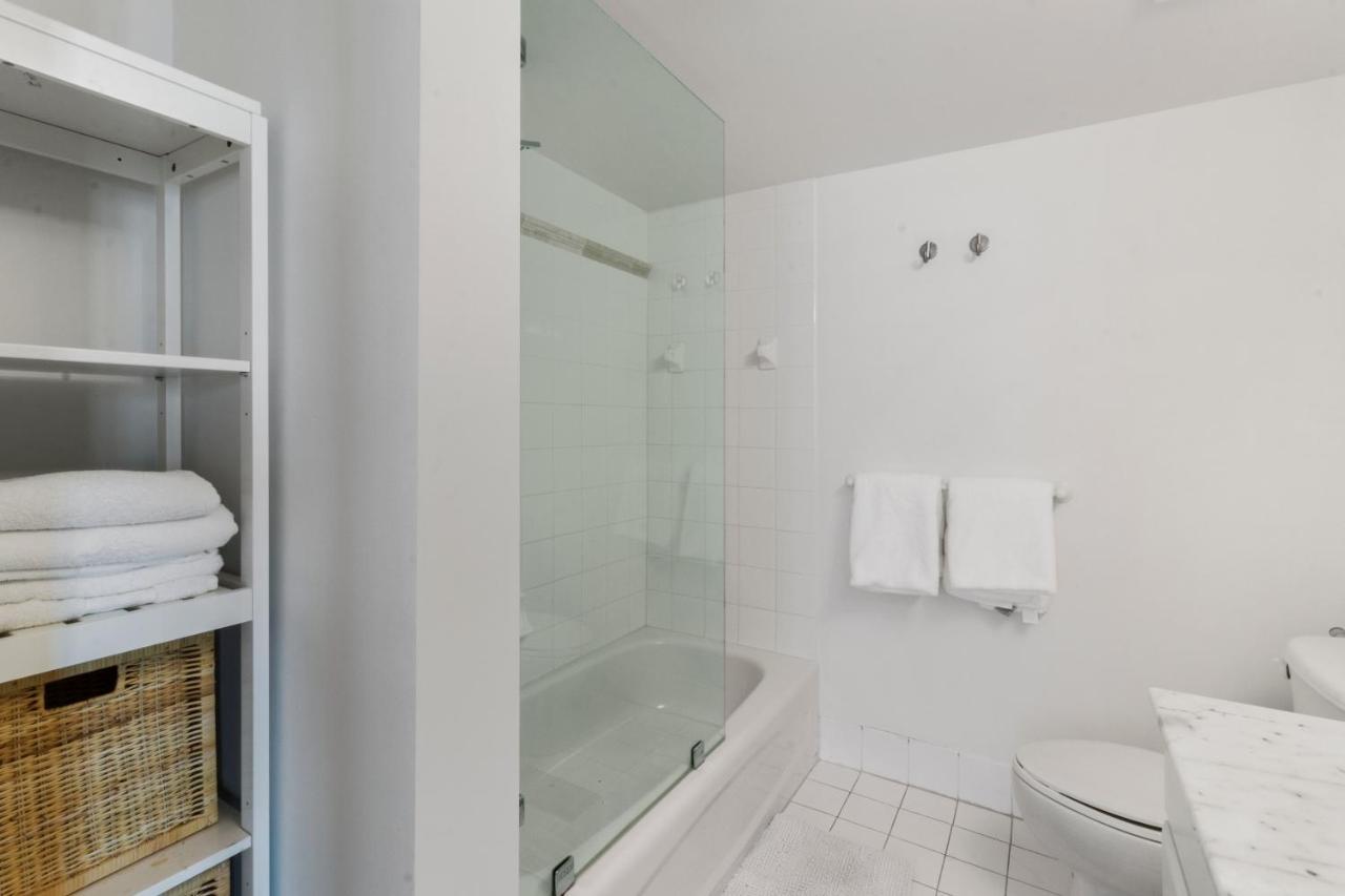 Apartment Downtown Brickell Spacious 4 Bedrooms 6 Beds *
