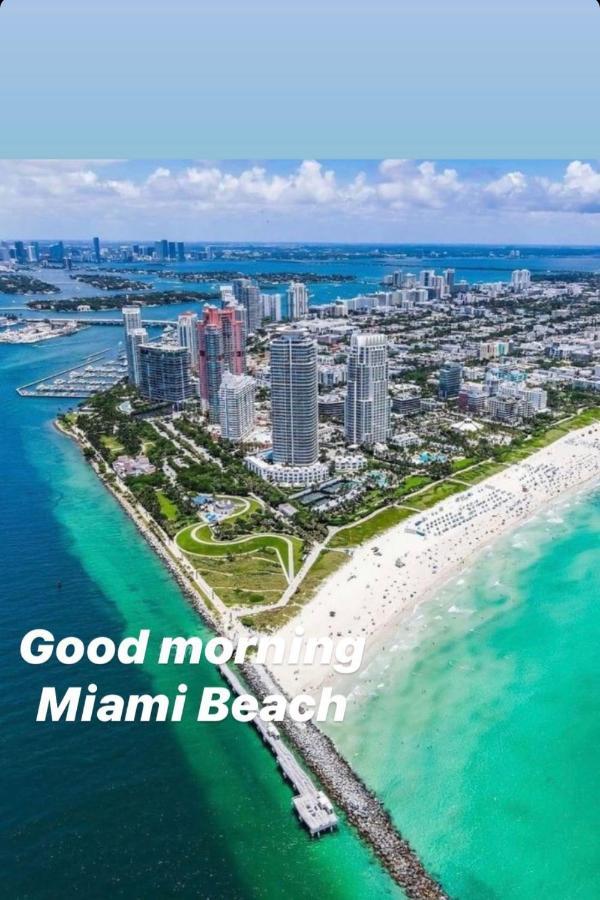 Downtown Brickell Spacious 4 Bedrooms 6 Beds Apartment Miami