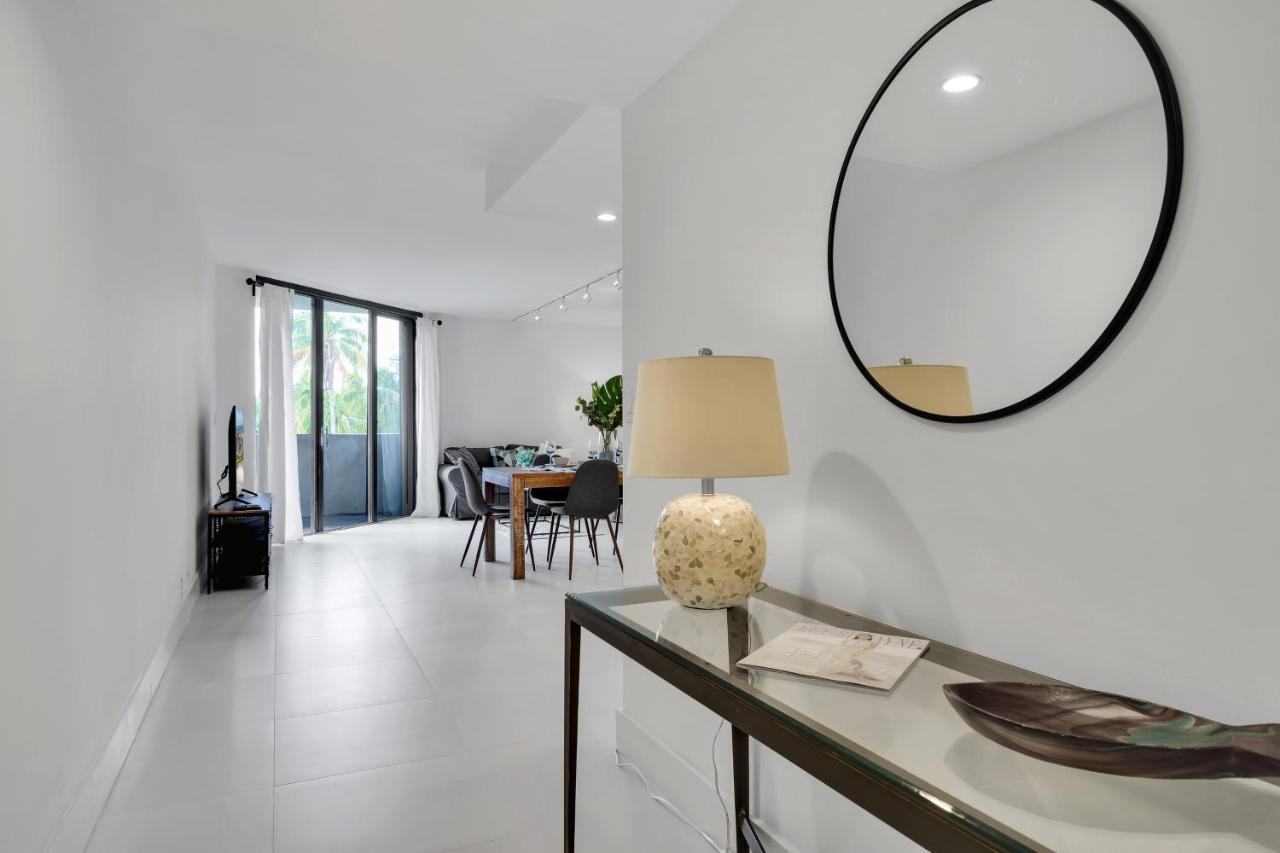 Newly Remodeled - Key Colony Apartment Miami