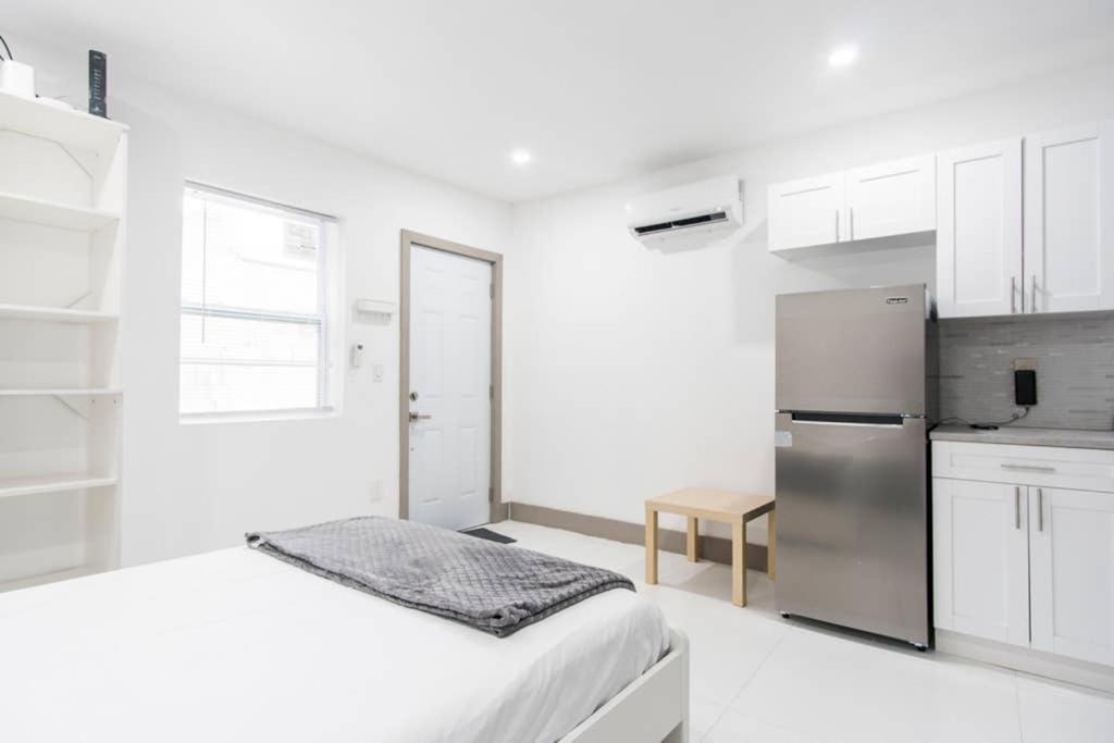 Modern Studio In Heart Of *