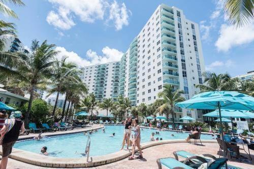Apartment The Tides Miami