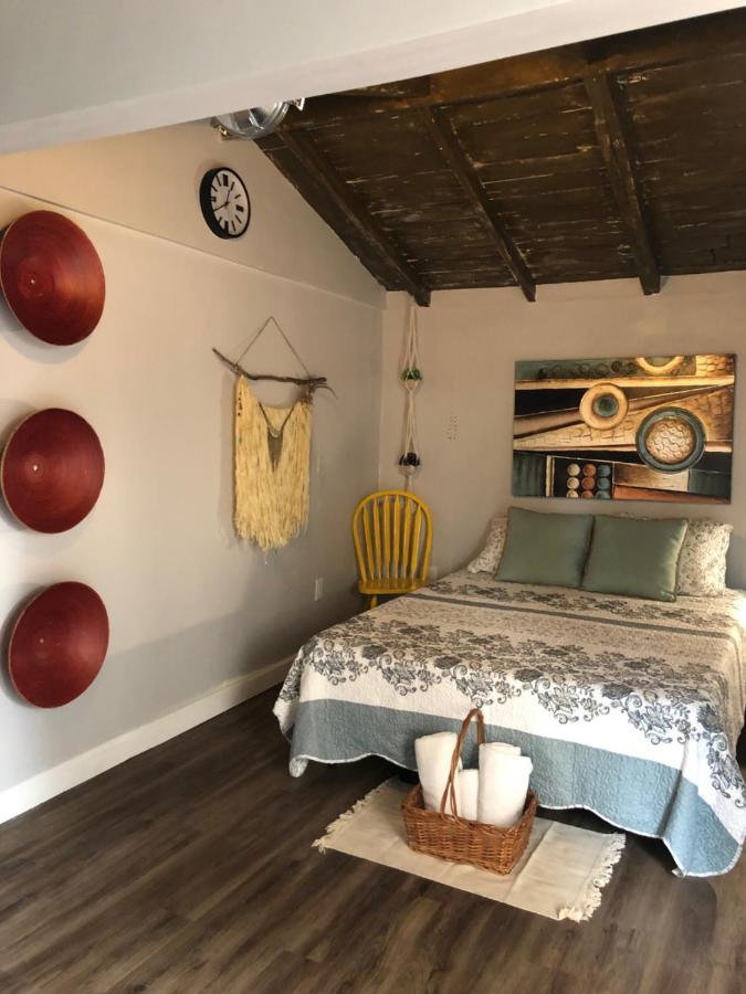 Apartment Private And Secluded In Little Havana - 6v *