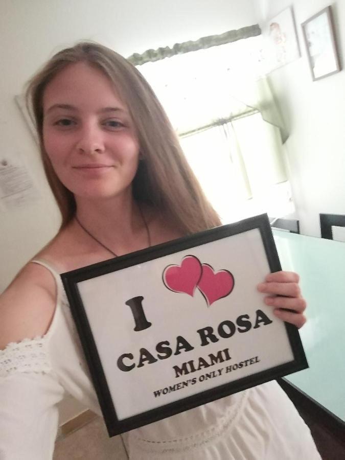 Hostel Casa Rosa Women's *