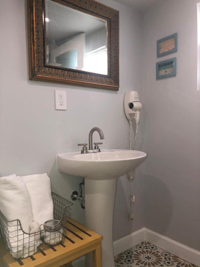 Apartment Private Steps From Calle 8 Miami