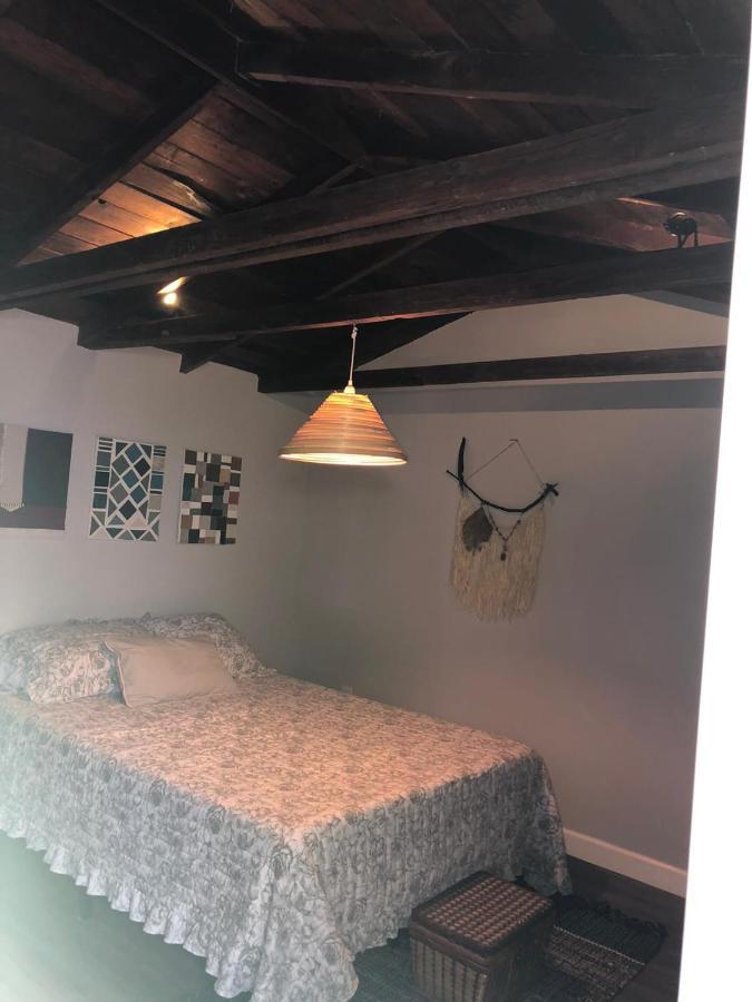 Private Steps From Calle 8 Apartment *