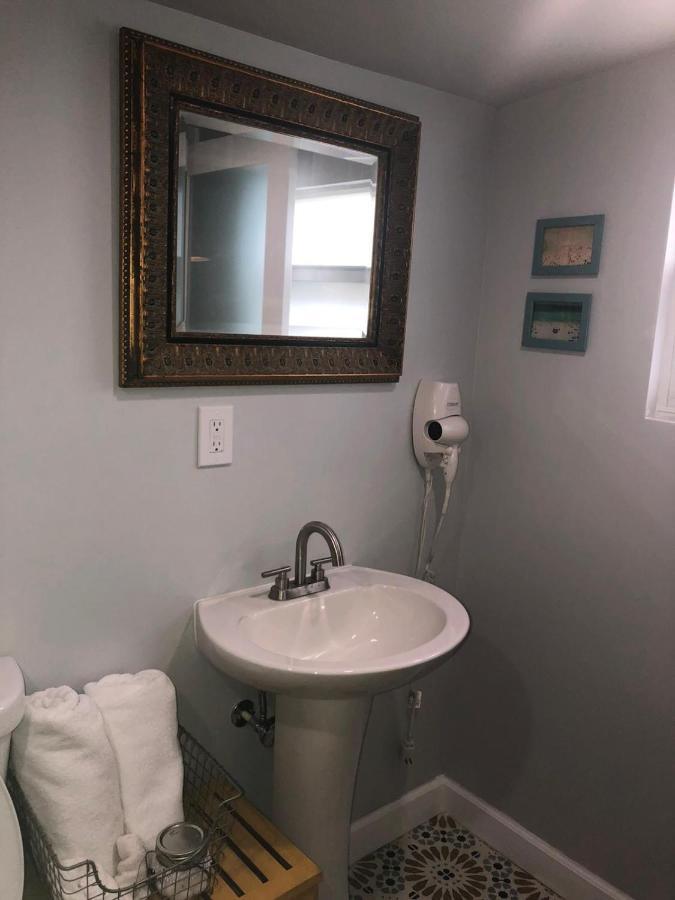 Private Steps From Calle 8 * Miami