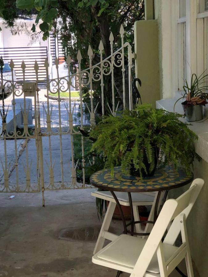 Homestay Spacious And Comfy Near Mia 2 Queen Beds Miami