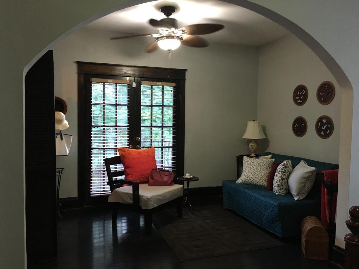 Heavenly In Little Havana Free Parking Homestay