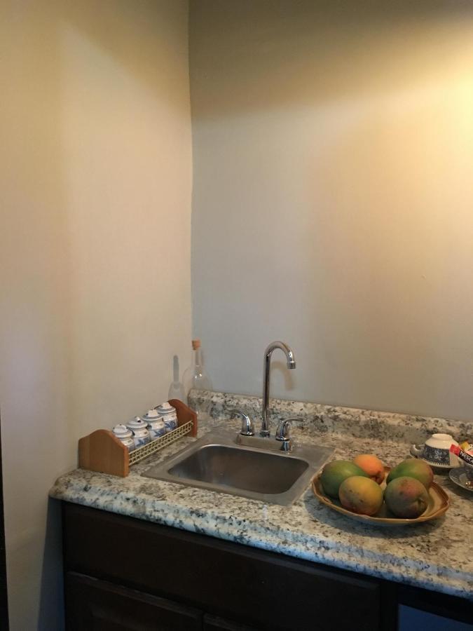 Heavenly In Little Havana Free Parking Homestay *