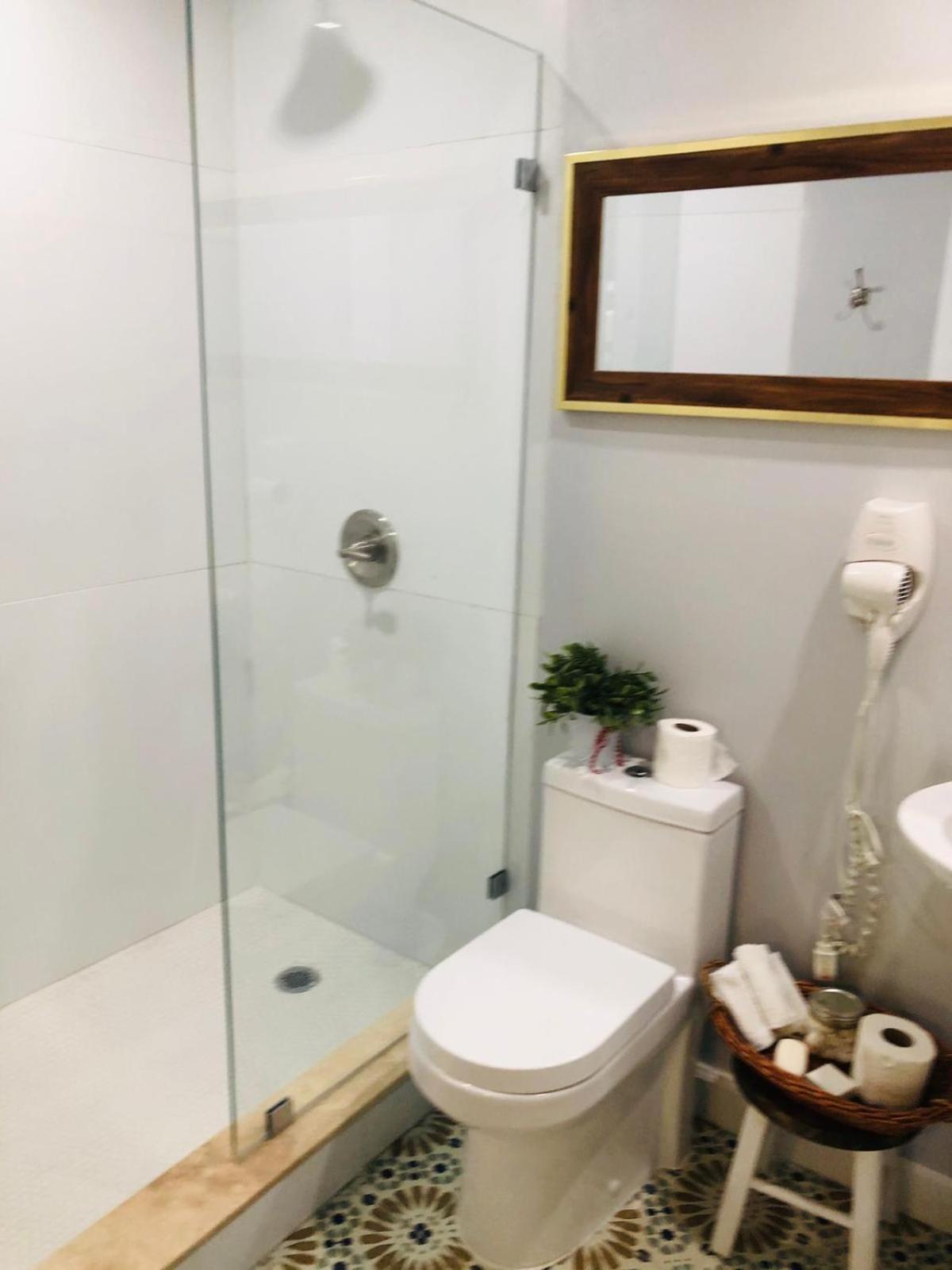 Apartment Independent In Little Havana