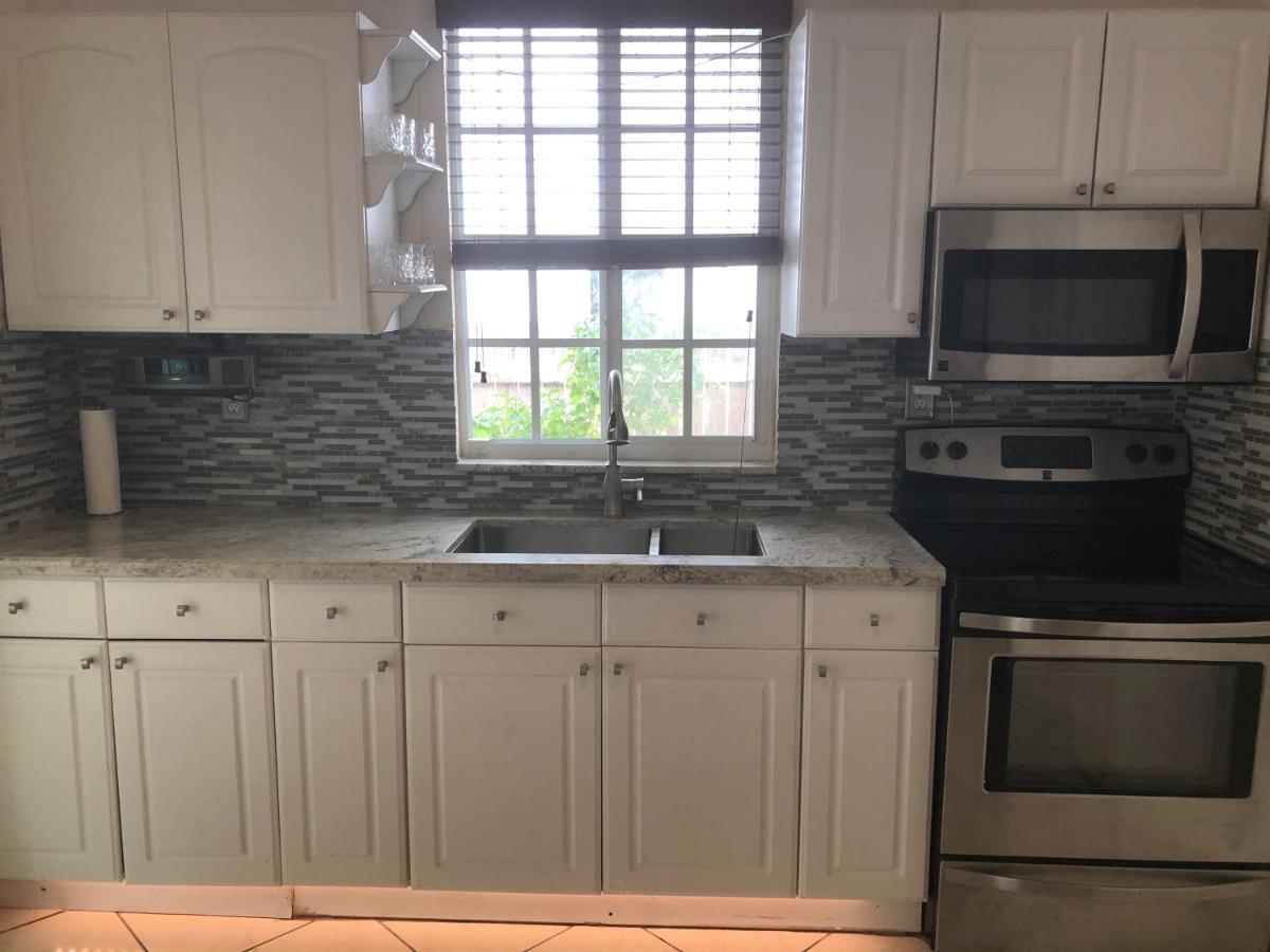 Homestay Private In The Heart Of Calle Ocho *