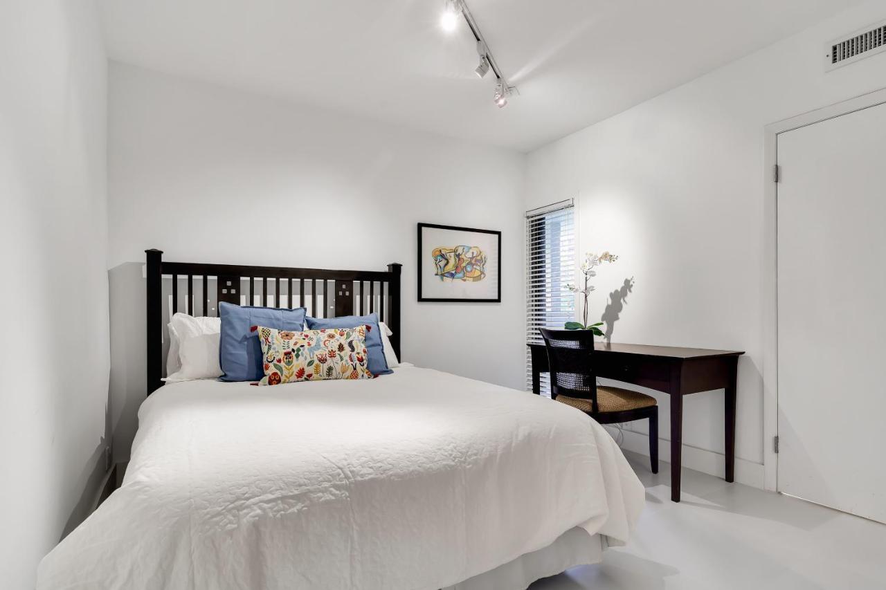 Newly Remodeled - Key Colony Apartment
