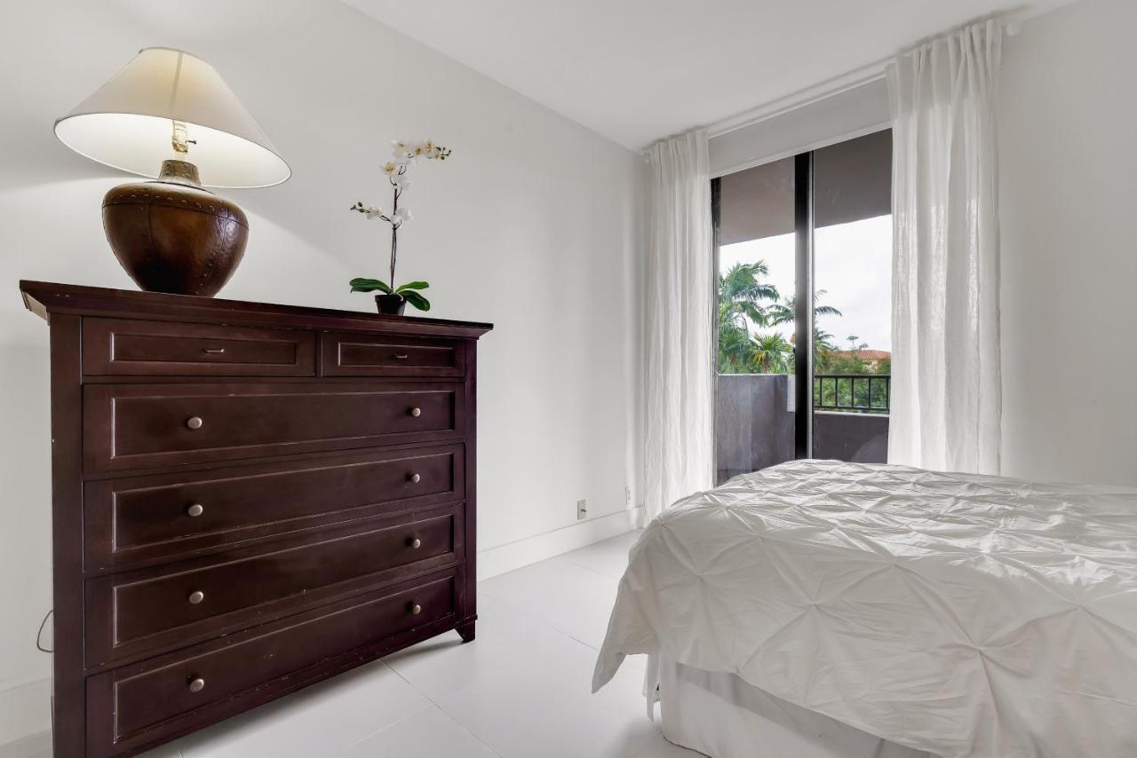 Newly Remodeled - Key Colony Apartamento