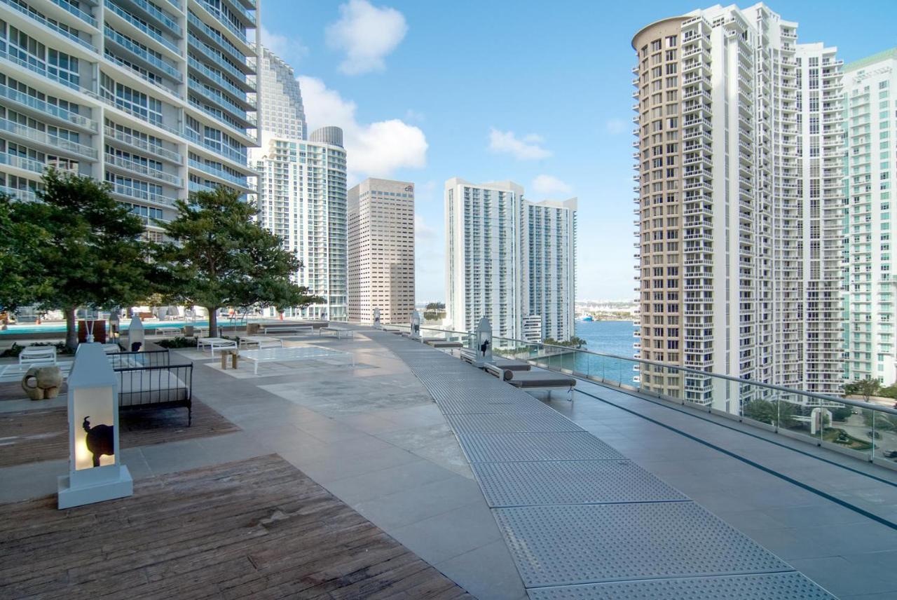 High Rise Luxury Ocean Corner Unit 2/2 - Icon Brickell Apartment *