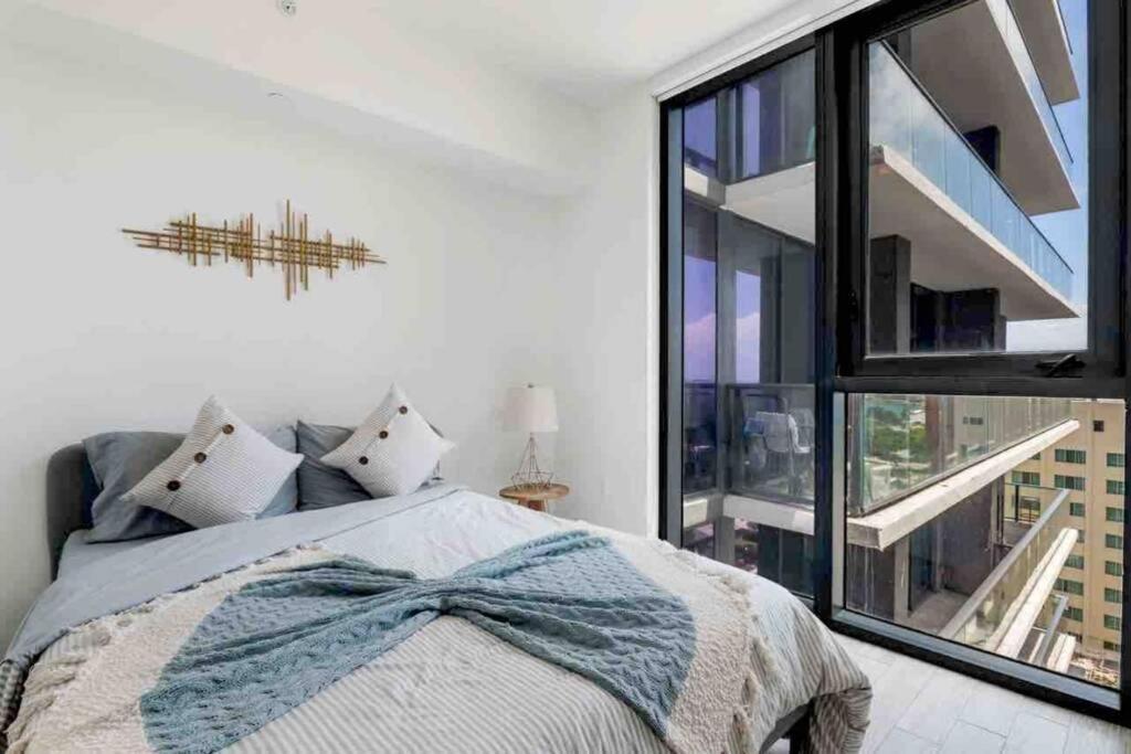Gorgeous Modern Apt In The Center Of Downtown Apartment Miami