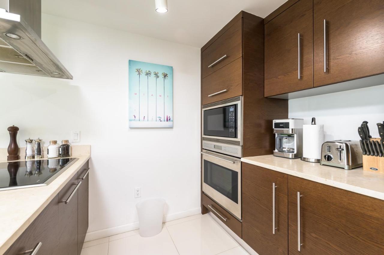 Waterfront Spacious Luxury 1 Bedroom Iconbrickell Miami
