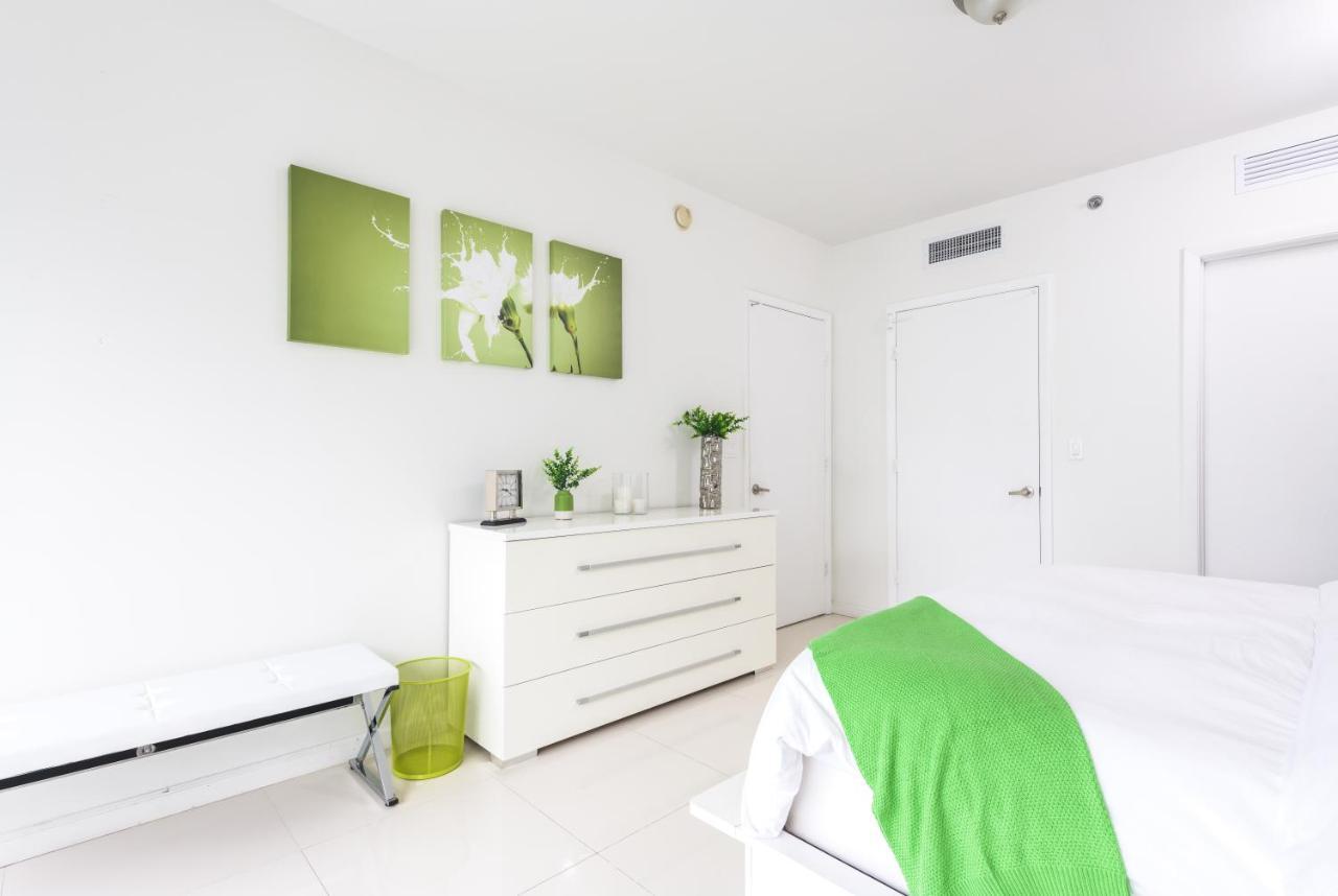Waterfront Spacious Luxury 1 Bedroom Iconbrickell Apartment Miami