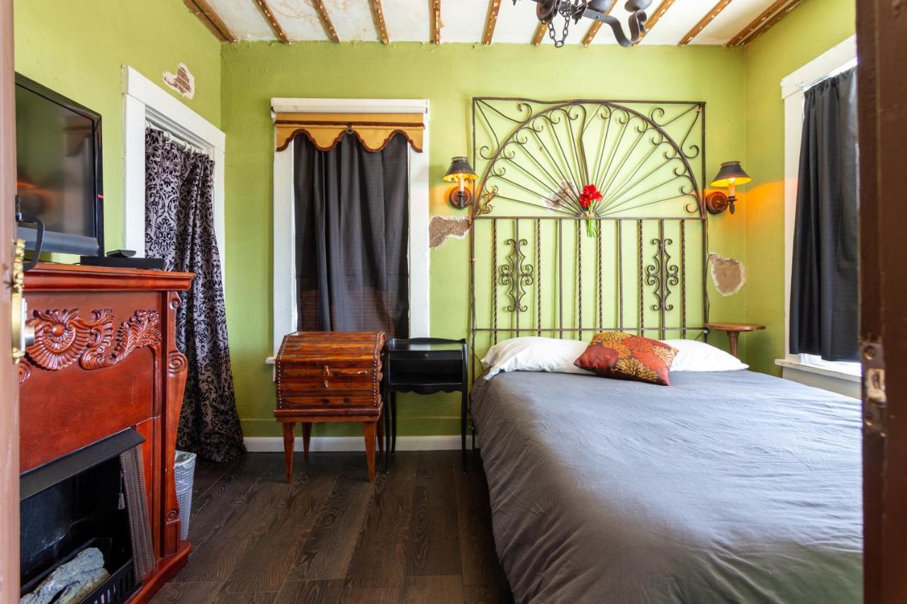 Magical, Unique At Boho Restaurant & Bar Villa
