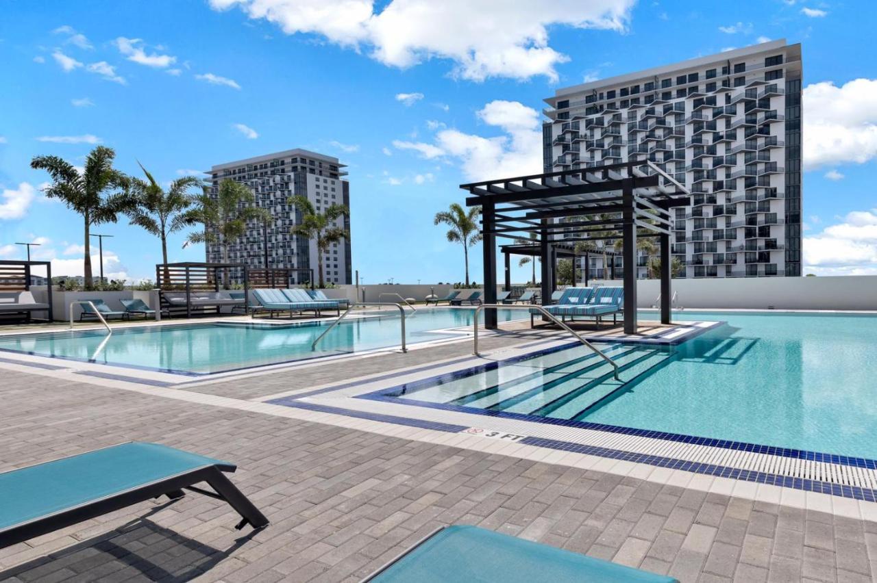 Luxury 2bd In Downtown Doral Apartamento