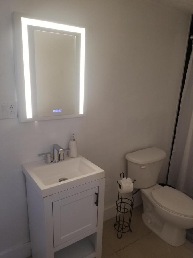 1161 2 Main Apartment