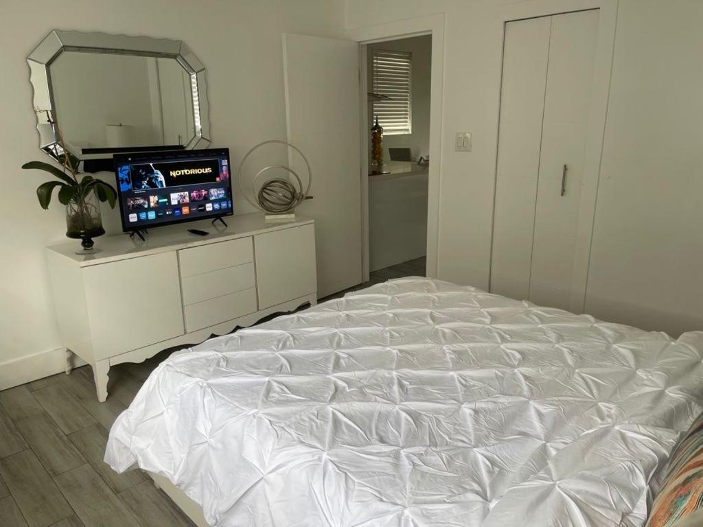 Modern & New,excellent Location Apartment
