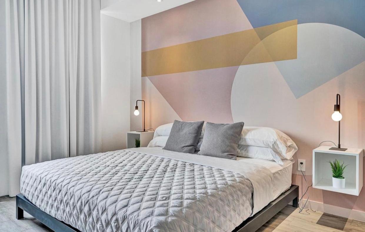 Apartment Design District Suites