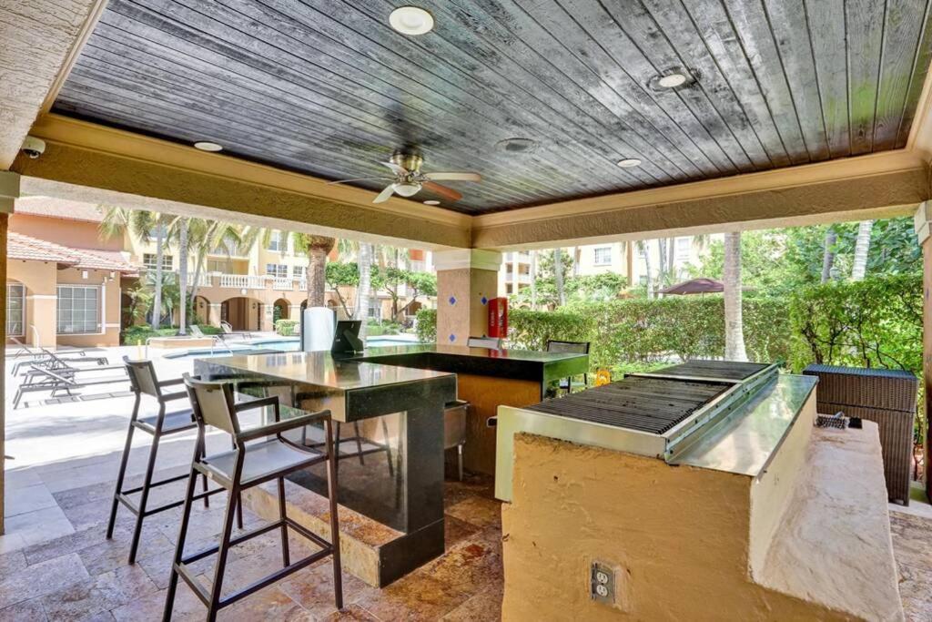 Apartment Renovated Cozy The Yacht Club At Aventura Parking Included *