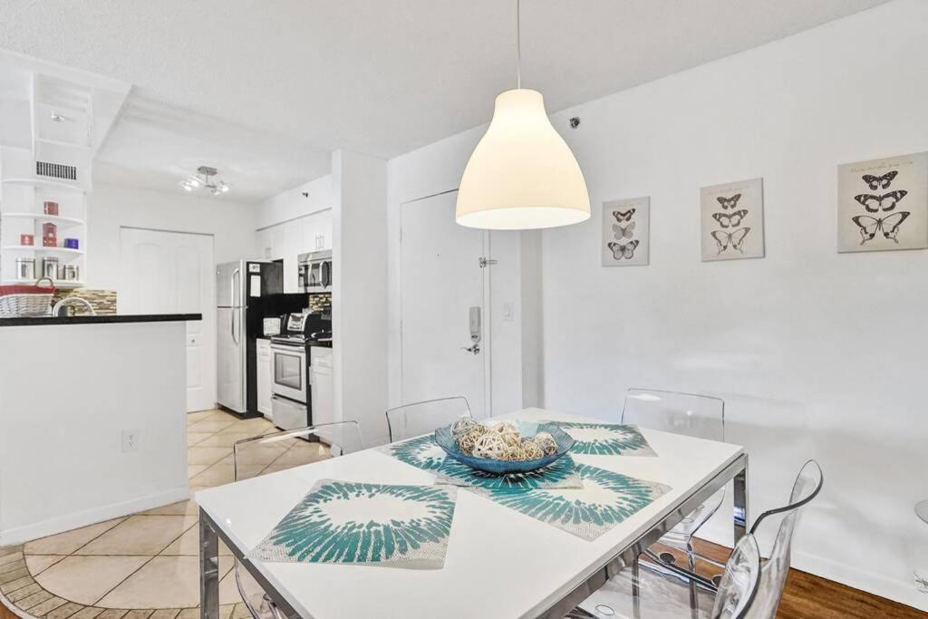 Apartment Renovated Cozy The Yacht Club At Aventura Parking Included Miami